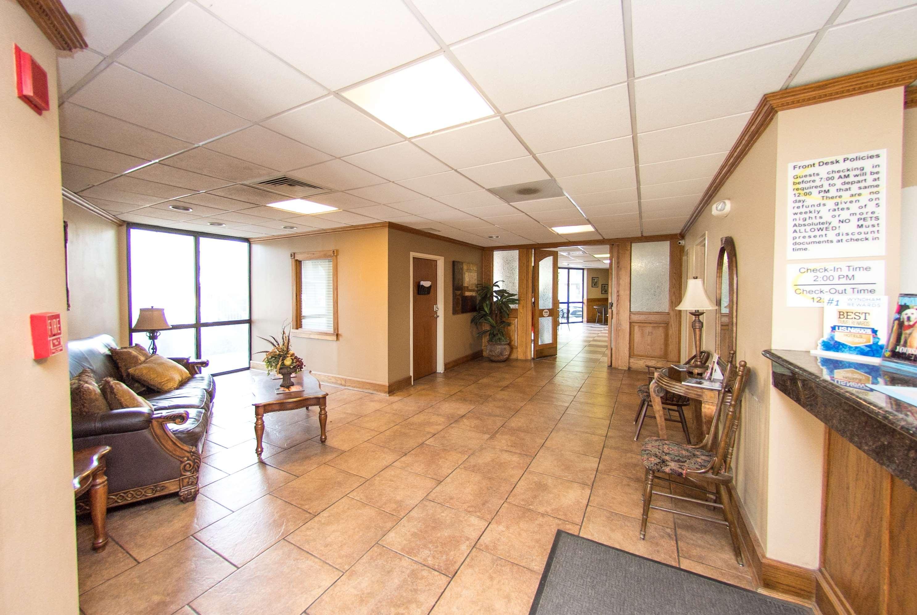 Oyo Hotel Port Allen La I-10 West ภายนอก รูปภาพ