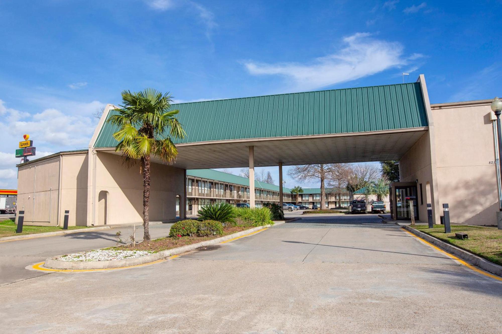 Oyo Hotel Port Allen La I-10 West ภายนอก รูปภาพ