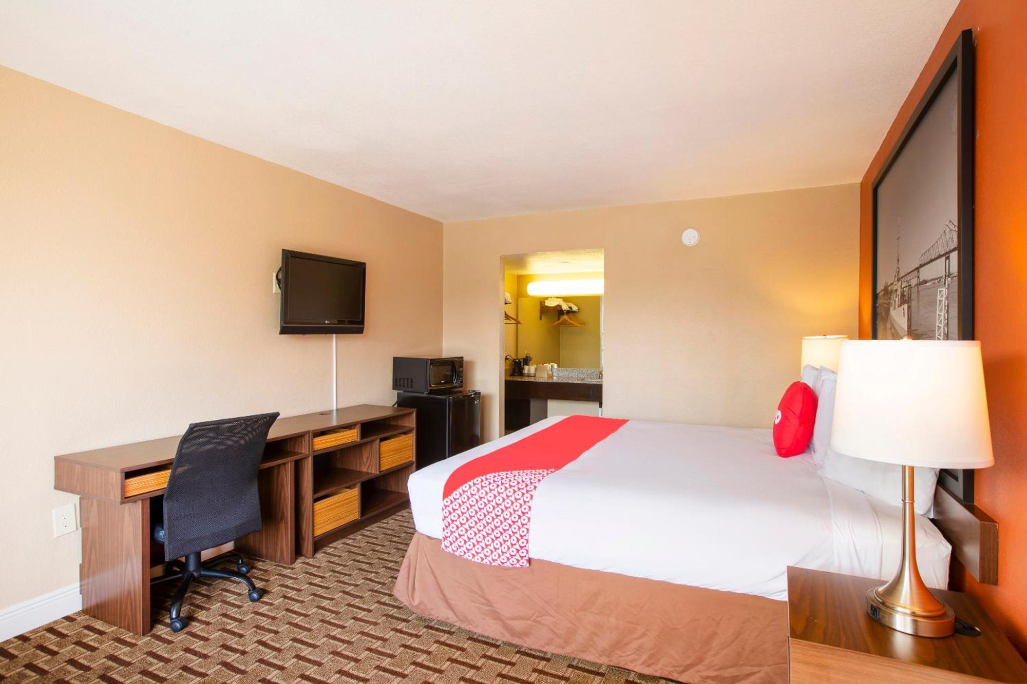 Oyo Hotel Port Allen La I-10 West ภายนอก รูปภาพ